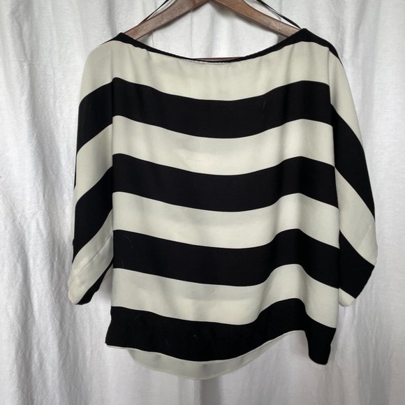 Slouchy Loose Light Weight Striped Zara Top - Picture 1 of 3